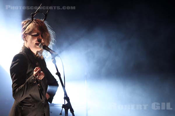 CHRISTINE AND THE QUEENS - 2012-03-22 - PARIS - Point Ephemere - 